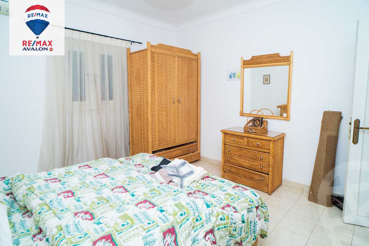 https://aqarmap.com.eg/ar/listing/3812560-for-rent-mohamed-rashid-st