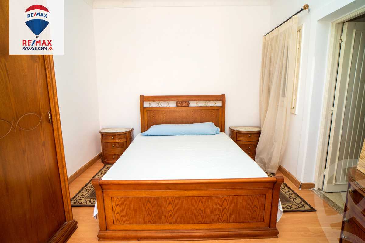 https://aqarmap.com.eg/ar/listing/3812560-for-rent-mohamed-rashid-st