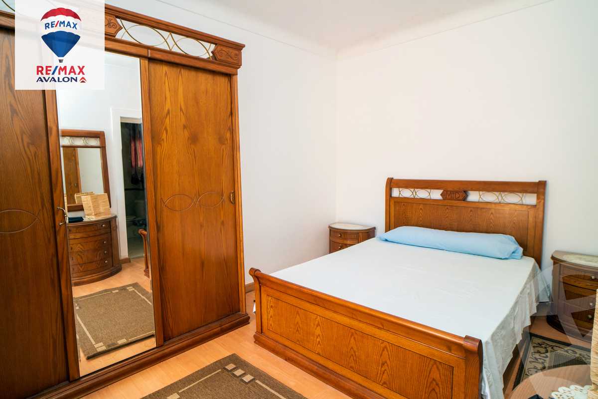 https://aqarmap.com.eg/ar/listing/3812560-for-rent-mohamed-rashid-st