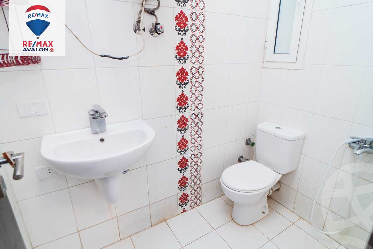 https://aqarmap.com.eg/ar/listing/3812592-for-rent-mohamed-rashid-st