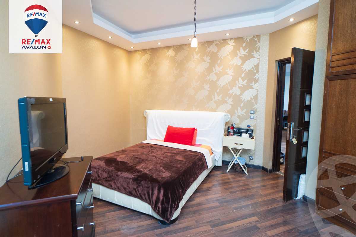 https://aqarmap.com.eg/ar/listing/3812592-for-rent-mohamed-rashid-st