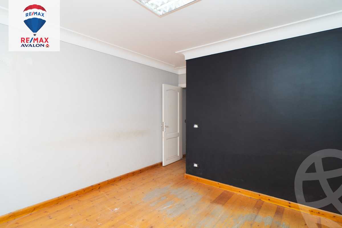 https://aqarmap.com.eg/ar/listing/3874384-for-sale-alexandria-saba-basha-abd-el-salam-aref-st