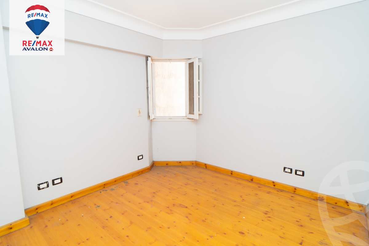https://aqarmap.com.eg/ar/listing/3874384-for-sale-alexandria-saba-basha-abd-el-salam-aref-st