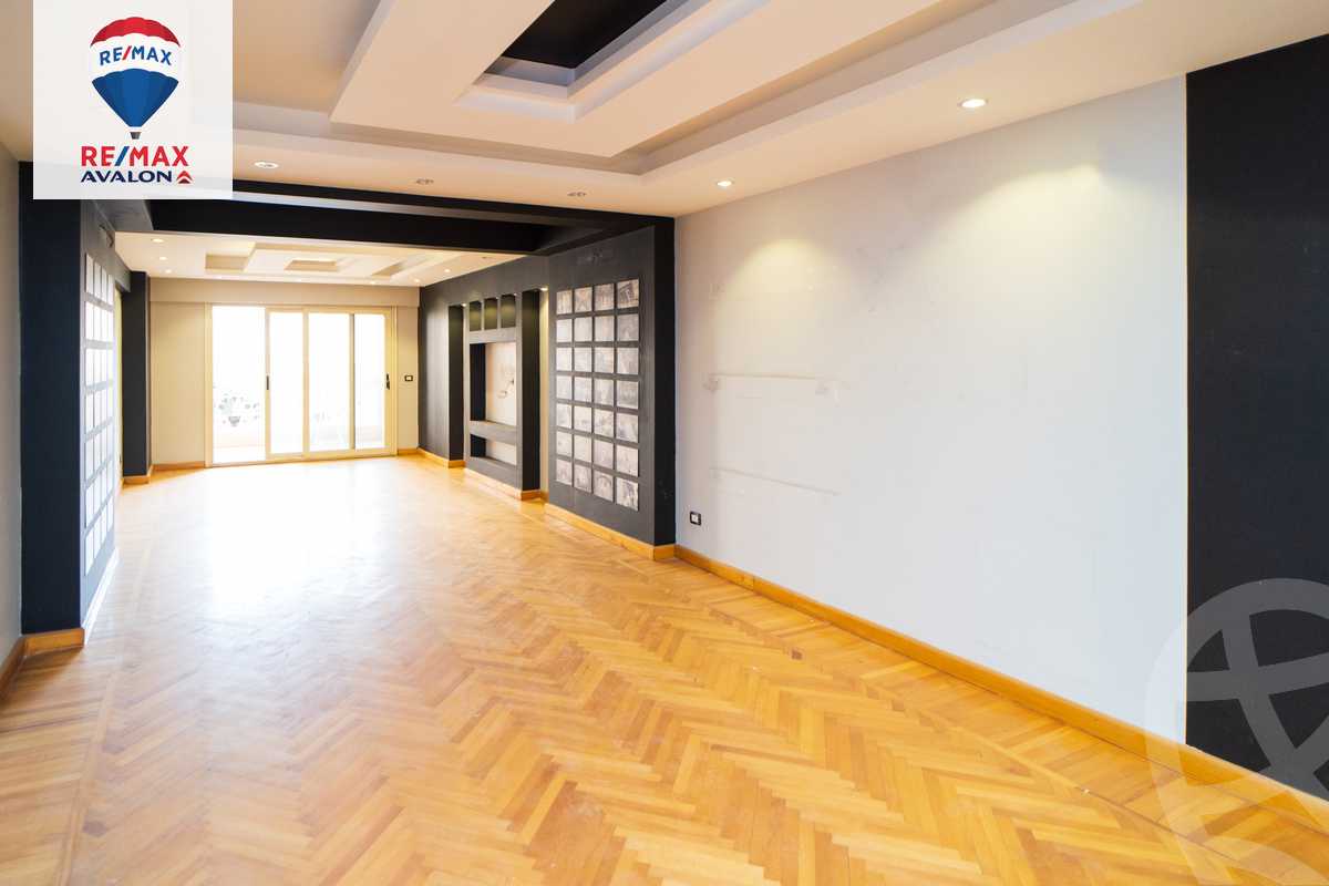 https://aqarmap.com.eg/ar/listing/3874384-for-sale-alexandria-saba-basha-abd-el-salam-aref-st