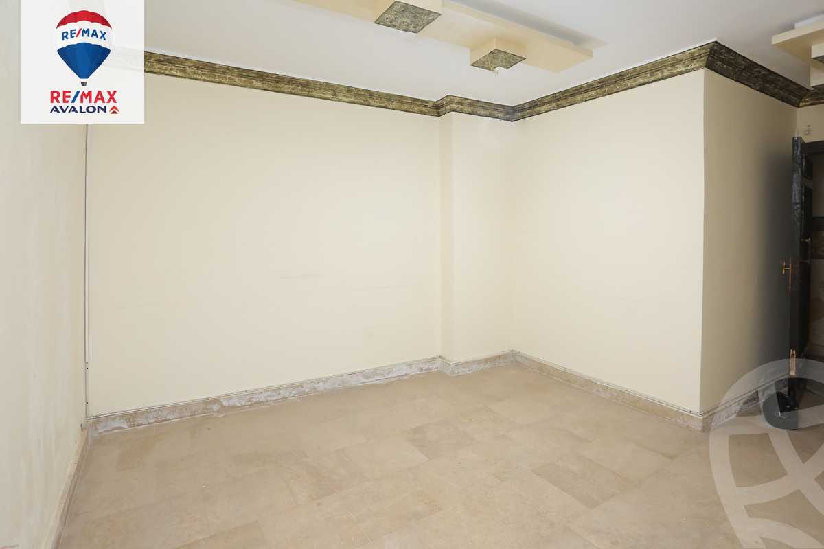 https://aqarmap.com.eg/en/listing/4018820-for-rent-alexandria-mansheya-othman-abaza-st