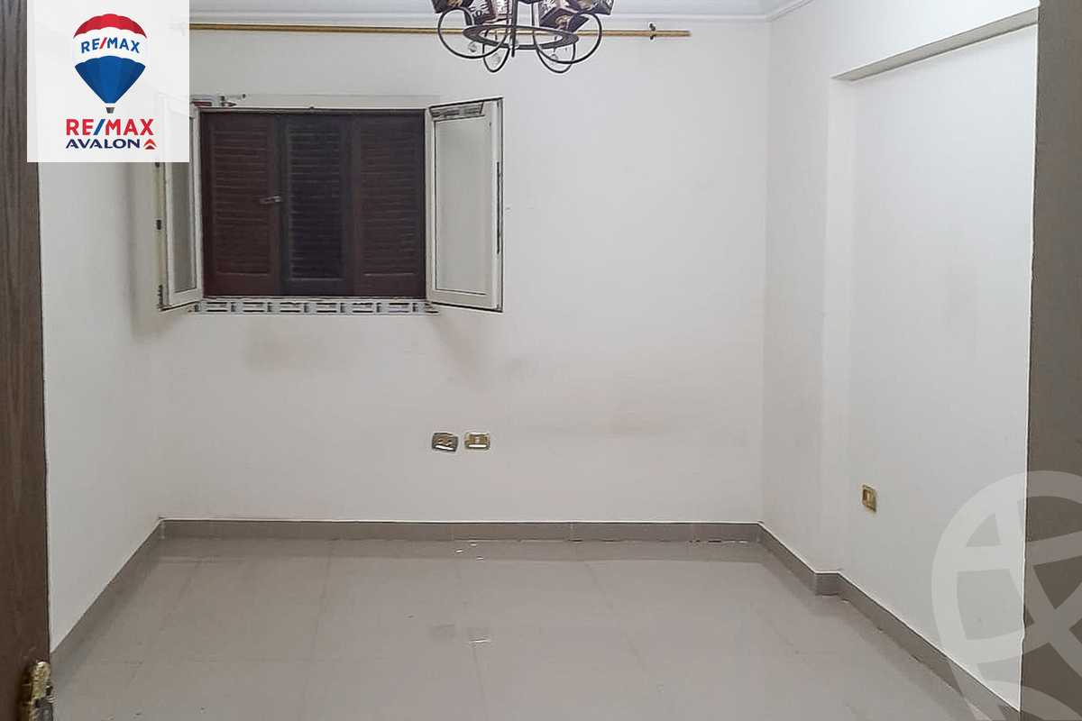 https://aqarmap.com.eg/ar/listing/4166044-for-rent-alexandria-lauran-el-gaish-rd