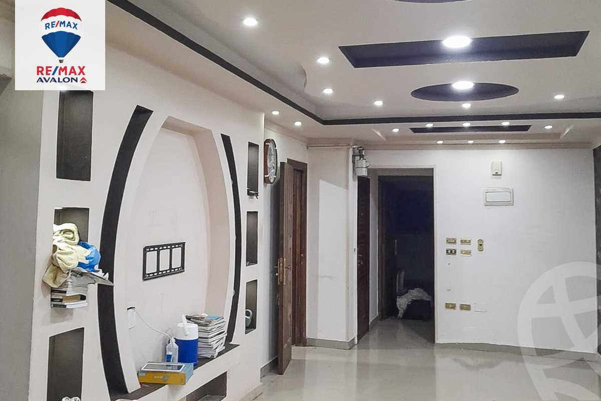 https://aqarmap.com.eg/ar/listing/4166044-for-rent-alexandria-lauran-el-gaish-rd