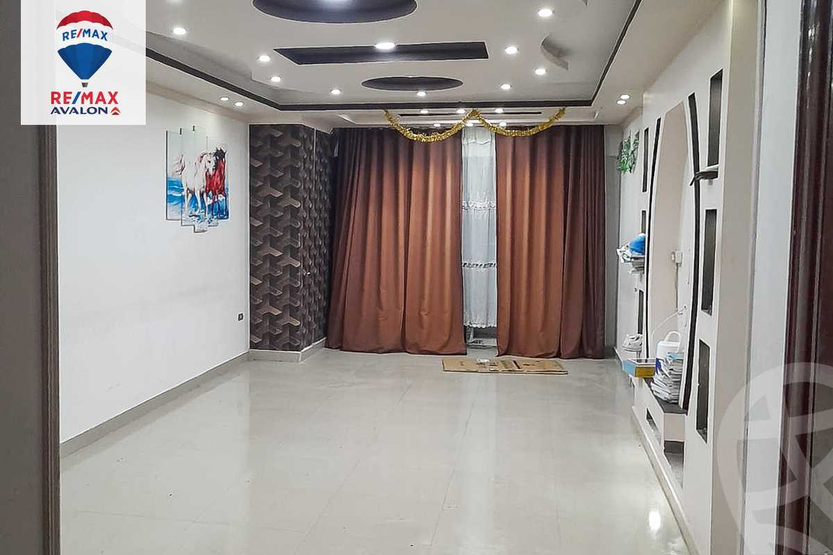 https://aqarmap.com.eg/ar/listing/4166044-for-rent-alexandria-lauran-el-gaish-rd