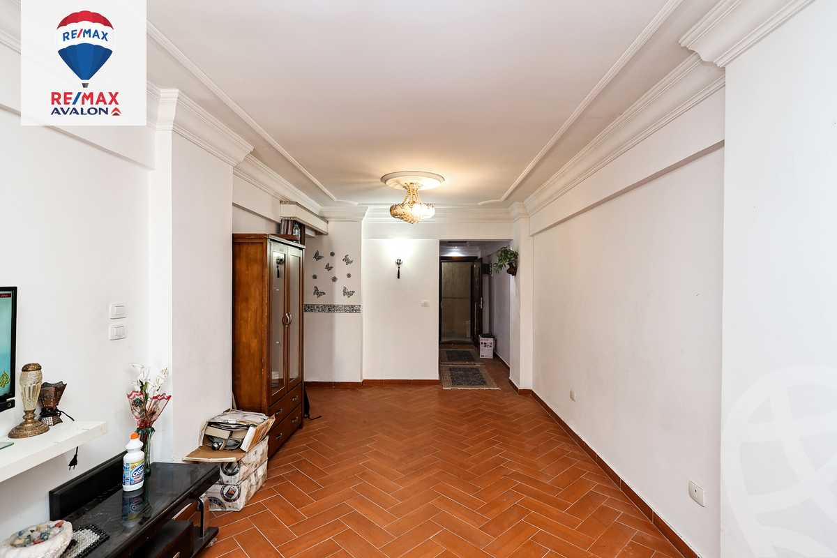 https://aqarmap.com.eg/en/listing/4268114-for-sale-alexandria-smouha-victor-emanouil-al-thaleth-st