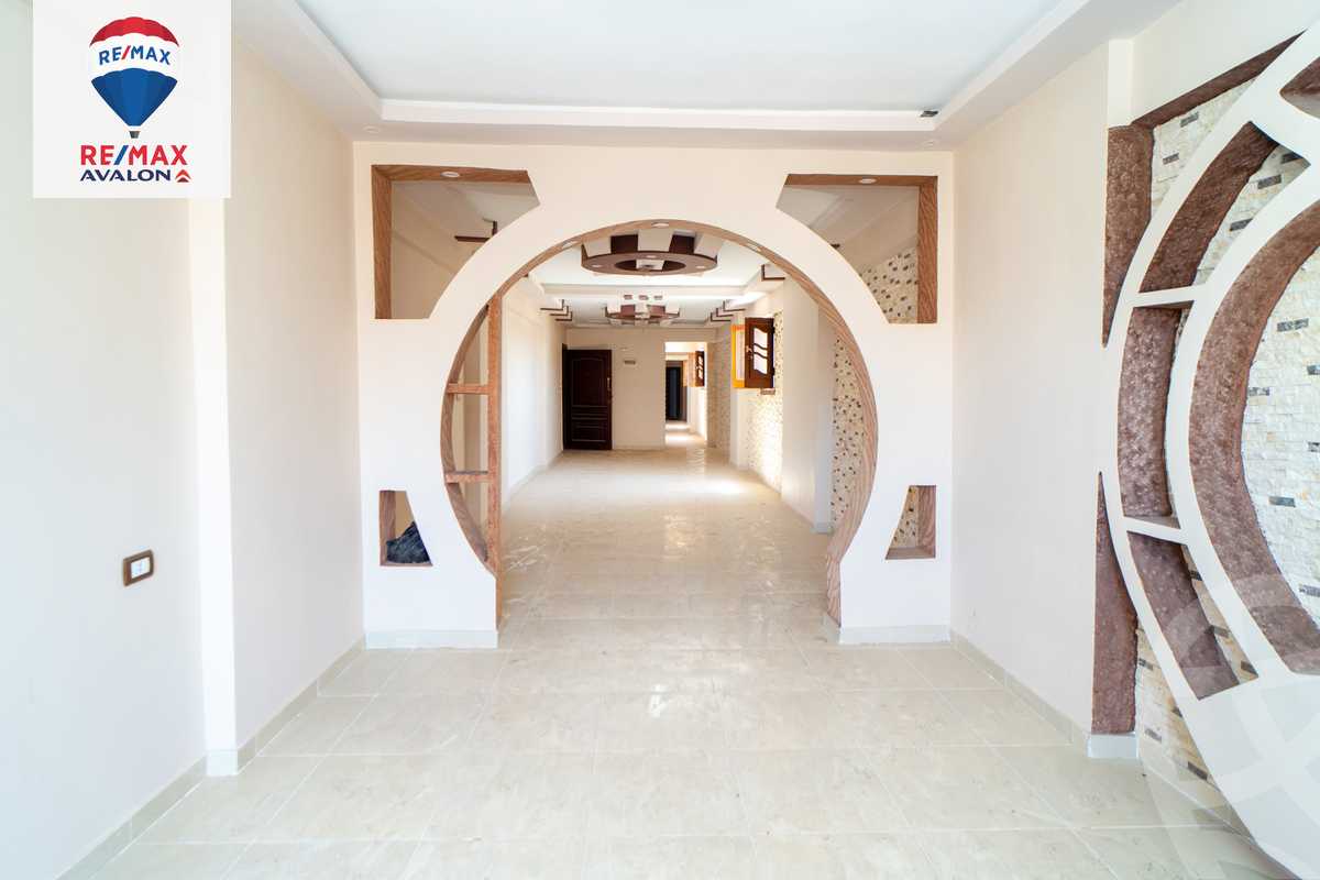 https://aqarmap.com.eg/ar/listing/4275948-for-rent-alexandria-lauran-mohammed-al-eqbal-st