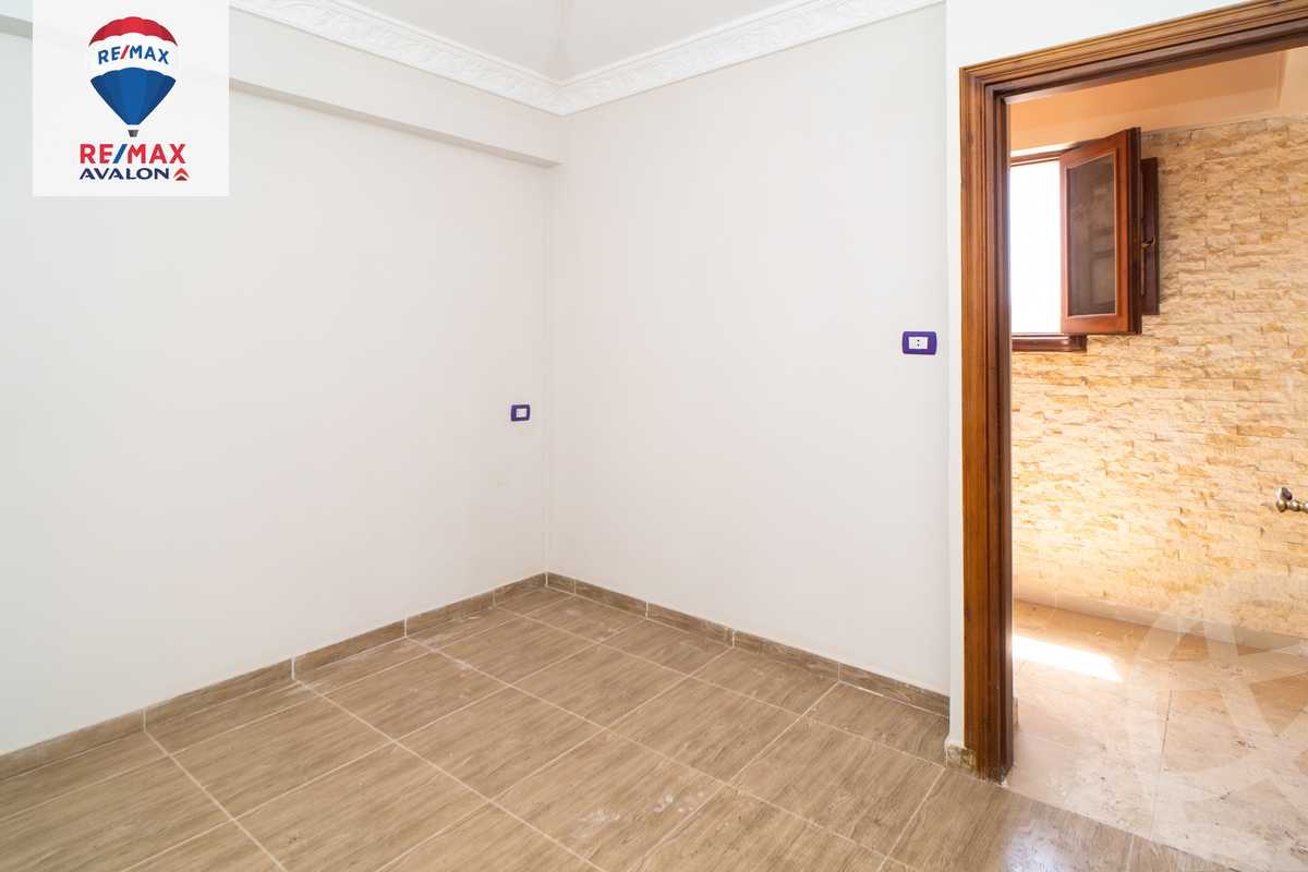 https://aqarmap.com.eg/ar/listing/4275948-for-rent-alexandria-lauran-mohammed-al-eqbal-st