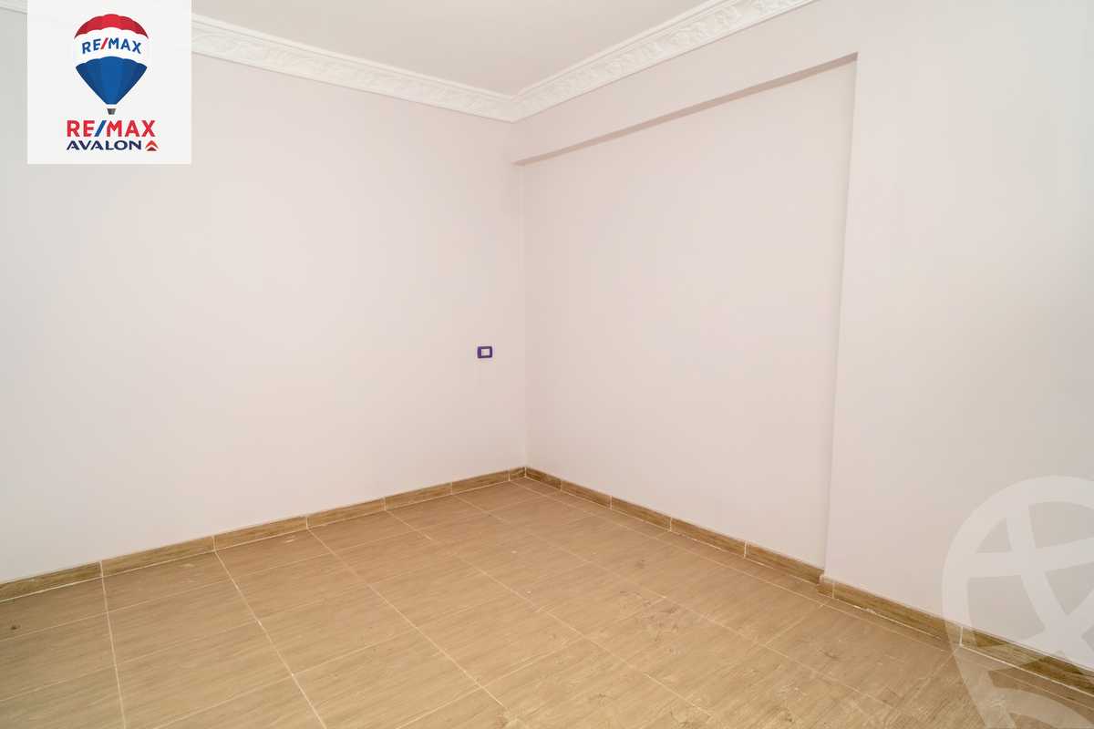 https://aqarmap.com.eg/ar/listing/4275948-for-rent-alexandria-lauran-mohammed-al-eqbal-st