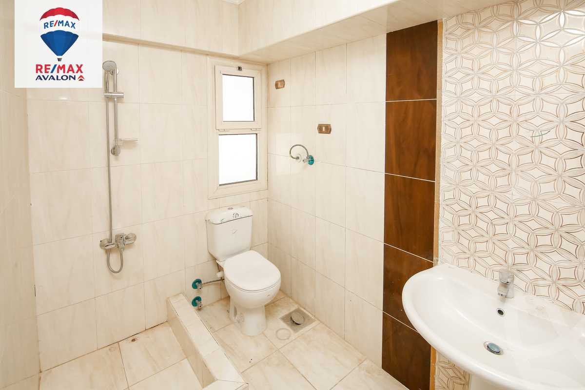 https://aqarmap.com.eg/ar/listing/4284120-for-sale-alexandria-compounds-alex-west