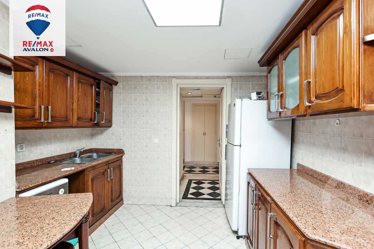 https://aqarmap.com.eg/ar/listing/4284982-for-sale-alexandria-sn-styfnw-abd-el-salam-aref-st