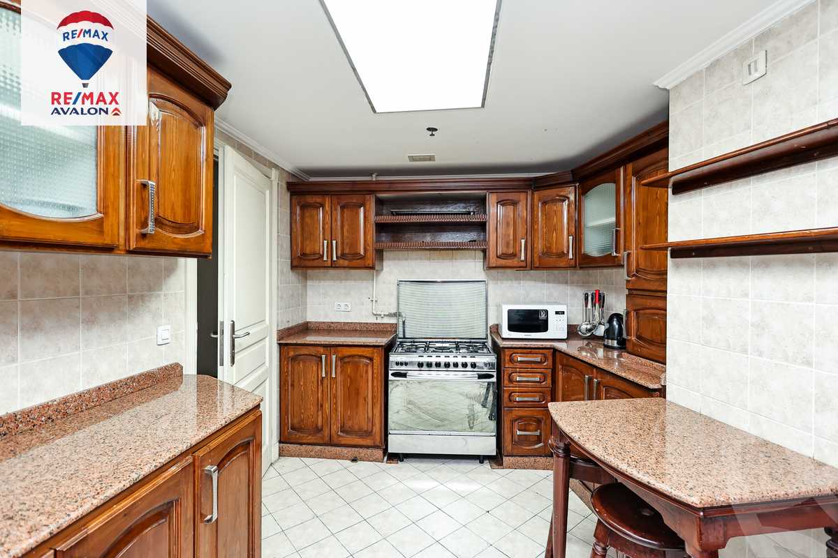 https://aqarmap.com.eg/ar/listing/4284982-for-sale-alexandria-sn-styfnw-abd-el-salam-aref-st