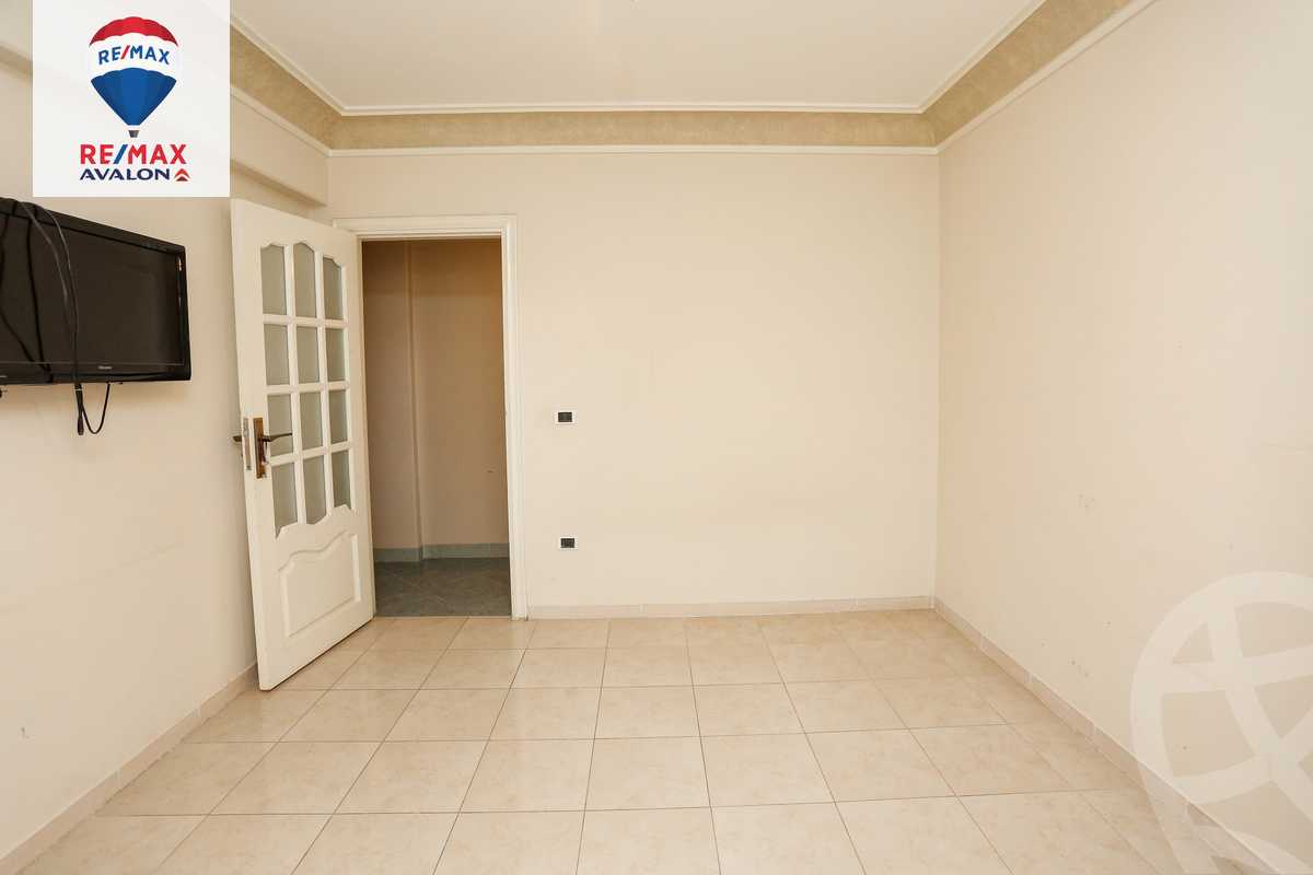 https://aqarmap.com.eg/en/listing/4291720-for-sale-alexandria-smouha-victor-amanoiel-square