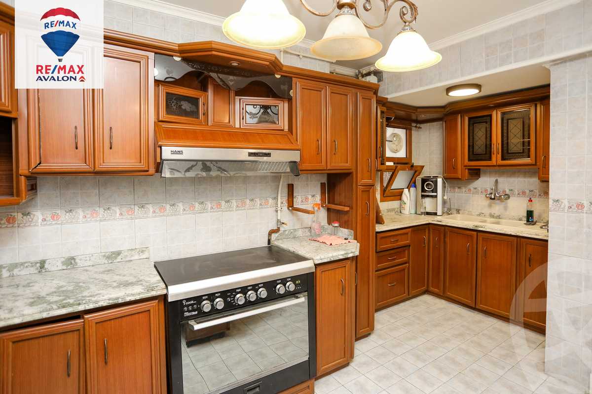 https://aqarmap.com.eg/en/listing/4291720-for-sale-alexandria-smouha-victor-amanoiel-square