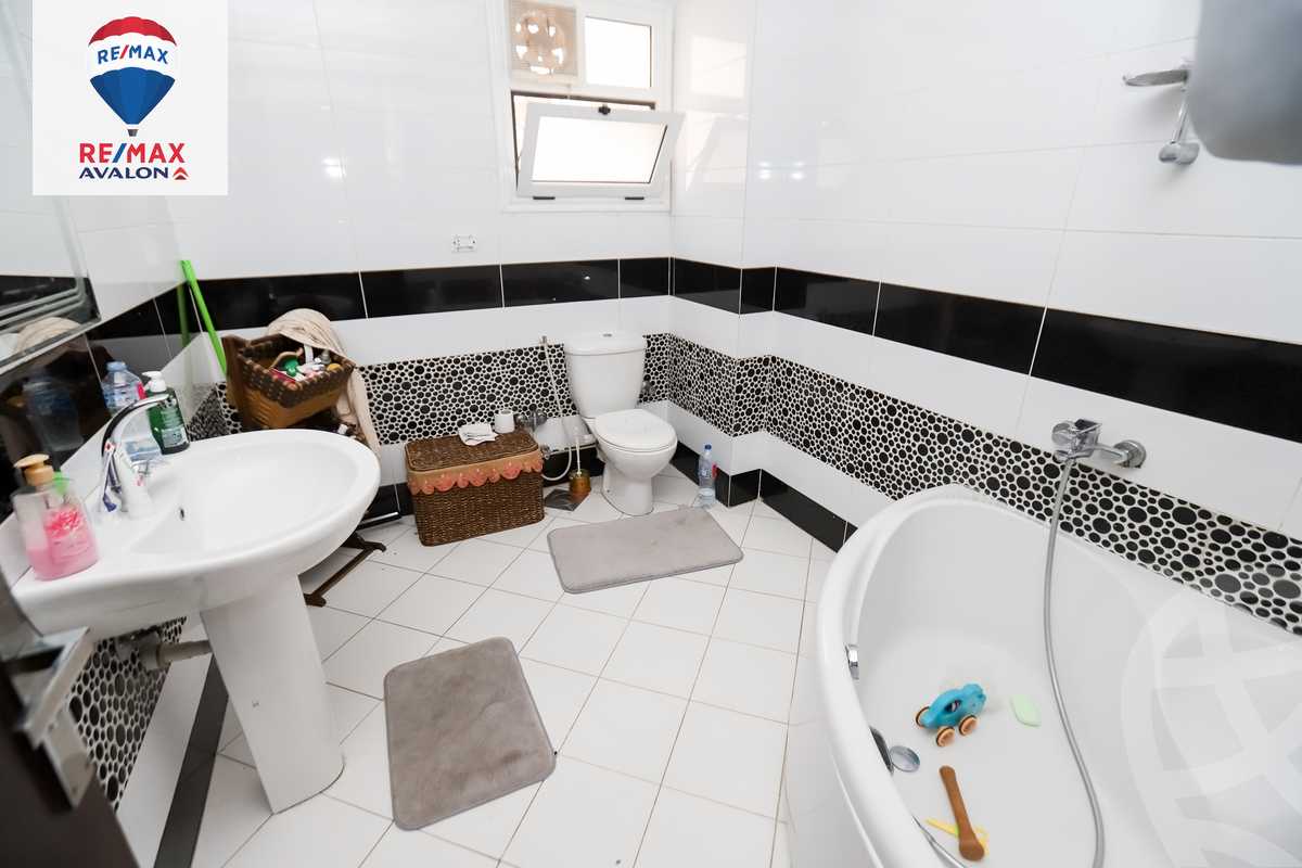 https://aqarmap.com.eg/en/listing/4296365-for-sale-alexandria-sn-styfnw-abd-el-salam-aref-st