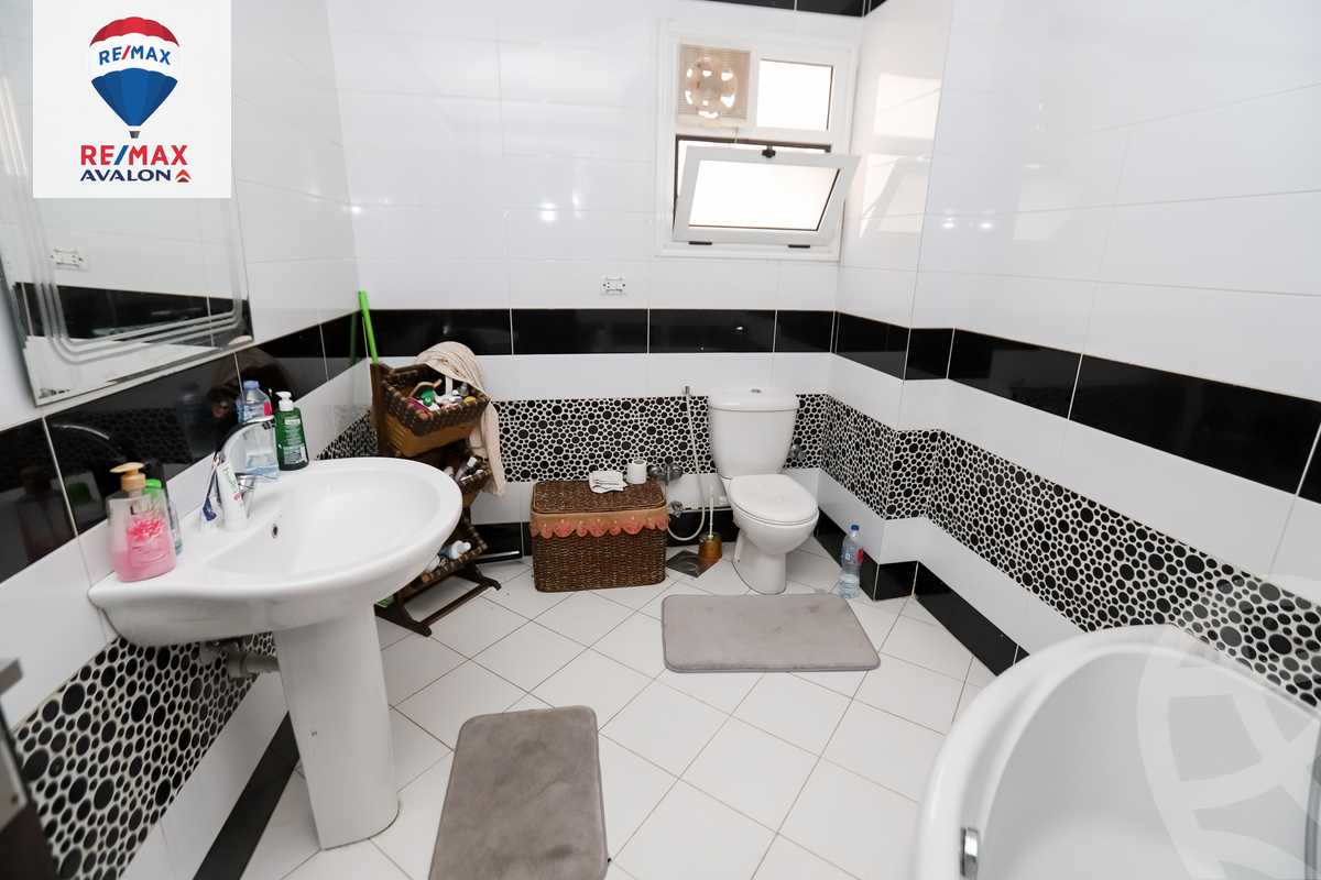 https://aqarmap.com.eg/en/listing/4296365-for-sale-alexandria-sn-styfnw-abd-el-salam-aref-st