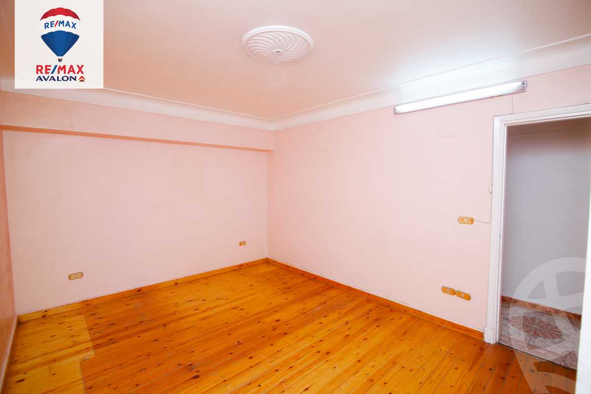 https://aqarmap.com.eg/en/listing/4303978-for-sale-alexandria-sporting-tiba-st