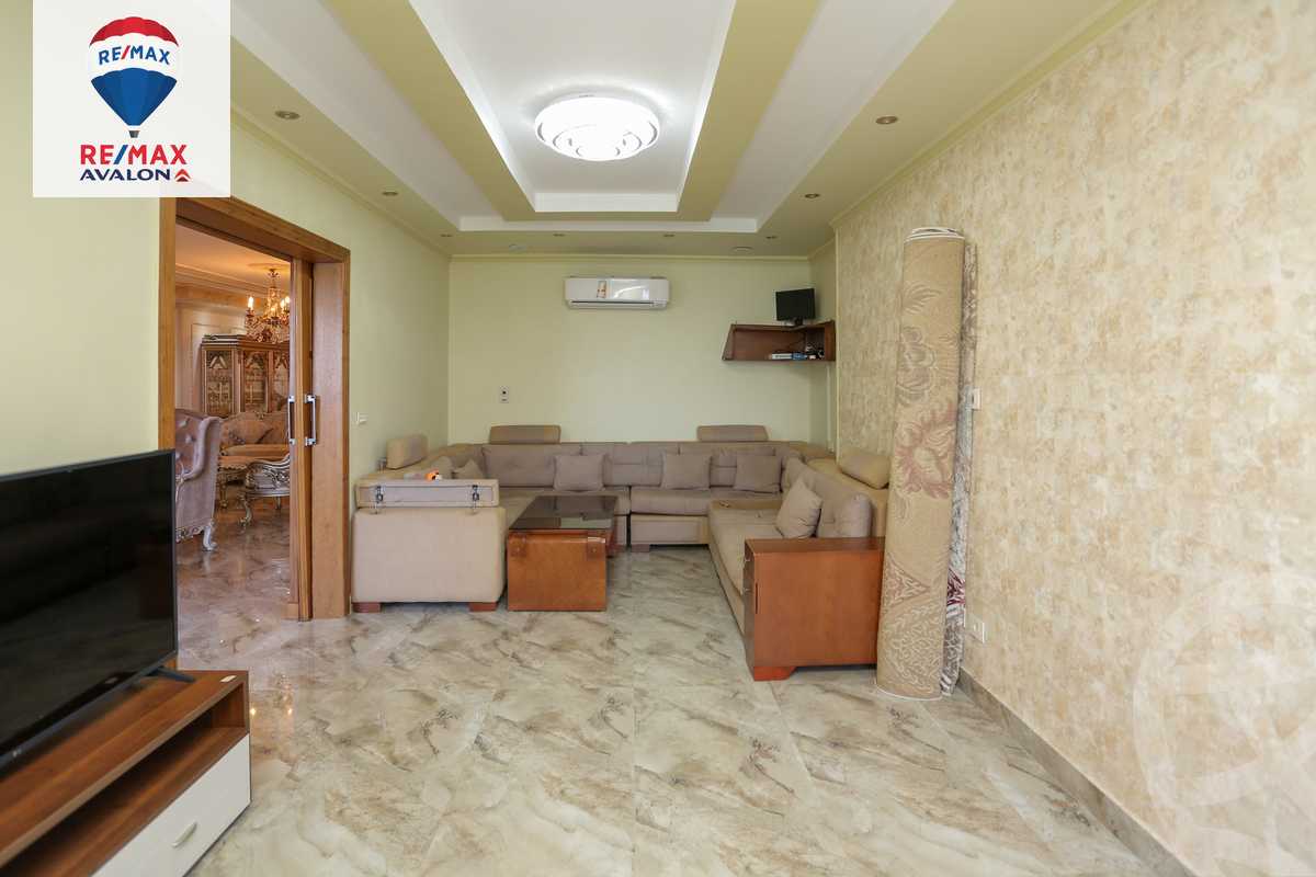 https://aqarmap.com.eg/en/listing/4309474-for-sale-alexandria-camp-cesar-el-gaish-rd