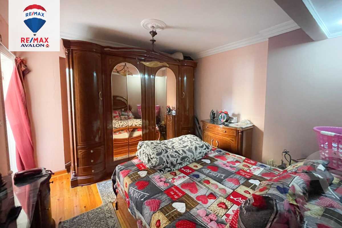 https://aqarmap.com.eg/en/listing/4309810-for-rent-alexandria-ganaklis-shr-mrtdy-bsh