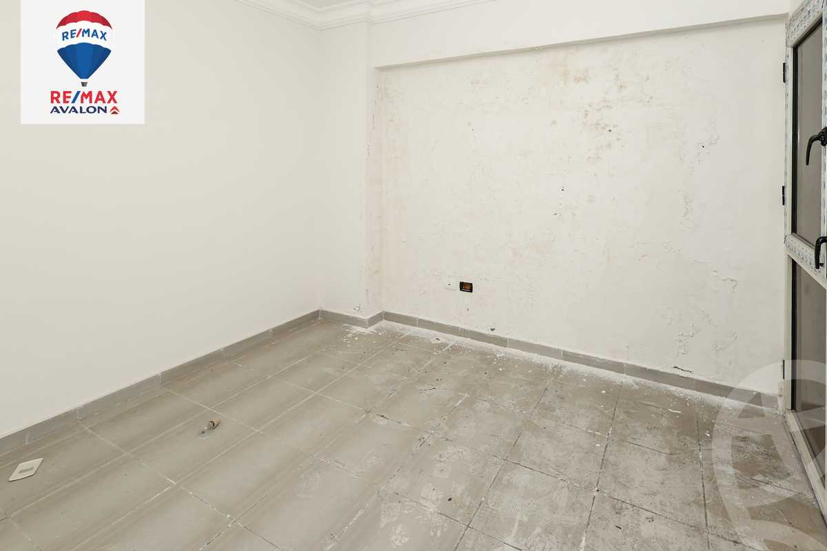 https://aqarmap.com.eg/en/listing/4344297-for-sale-alexandria-el-seyouf-mostafa-kamel-st