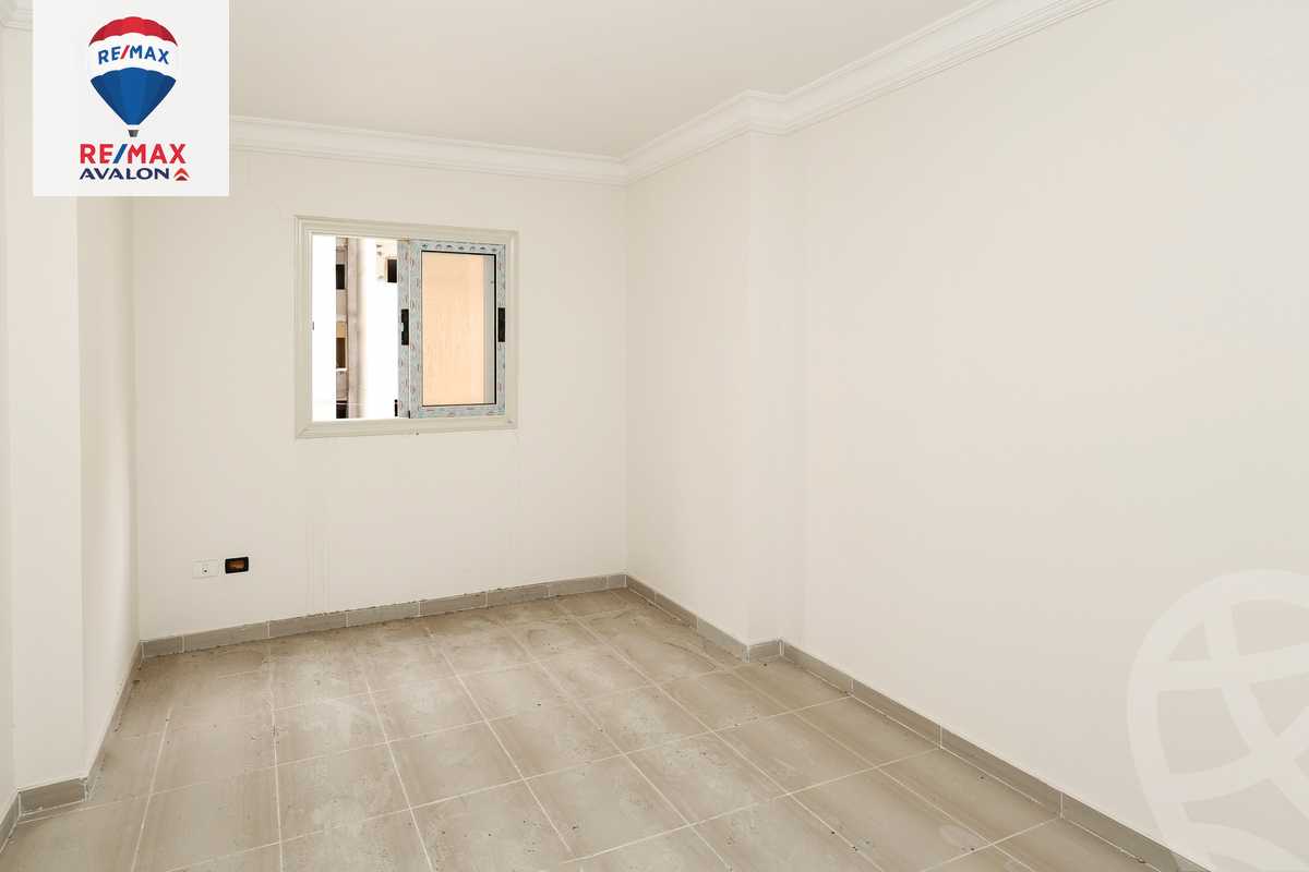 https://aqarmap.com.eg/en/listing/4344297-for-sale-alexandria-el-seyouf-mostafa-kamel-st
