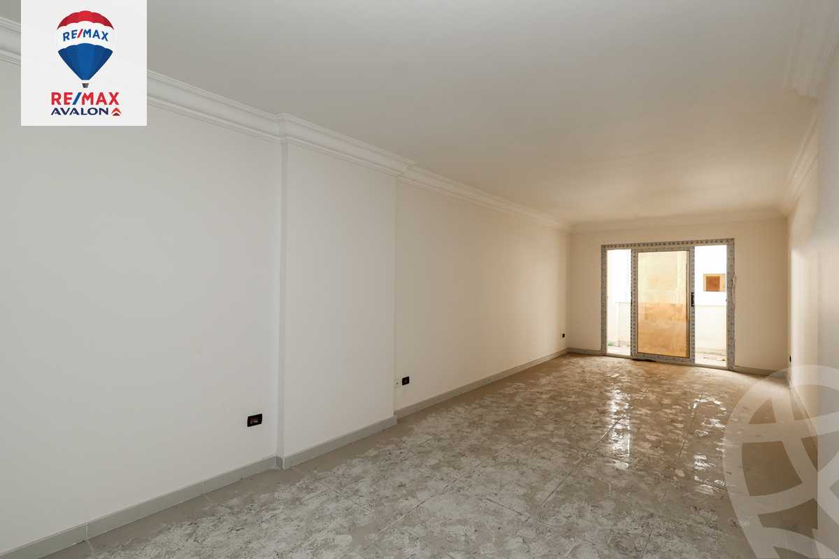 https://aqarmap.com.eg/en/listing/4344297-for-sale-alexandria-el-seyouf-mostafa-kamel-st