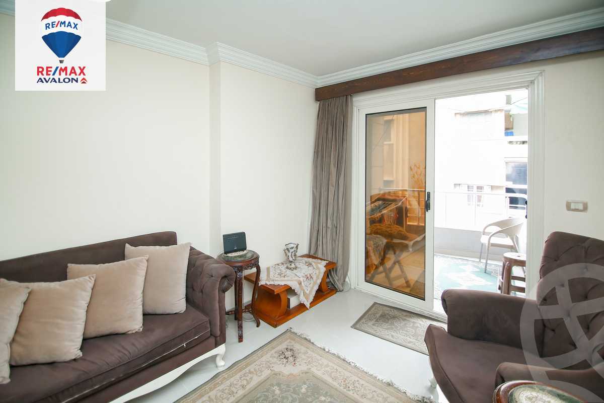 https://aqarmap.com.eg/ar/listing/4368105-for-sale-alexandria-moharram-bey-moharram-bek-st