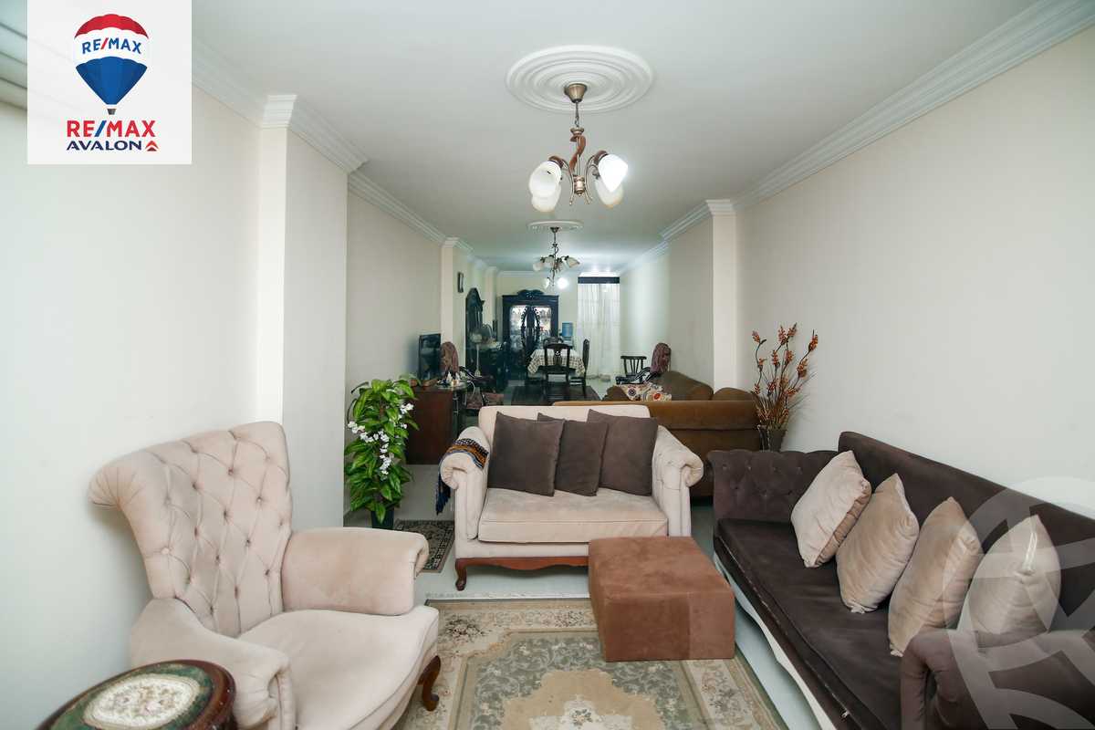 https://aqarmap.com.eg/ar/listing/4368105-for-sale-alexandria-moharram-bey-moharram-bek-st