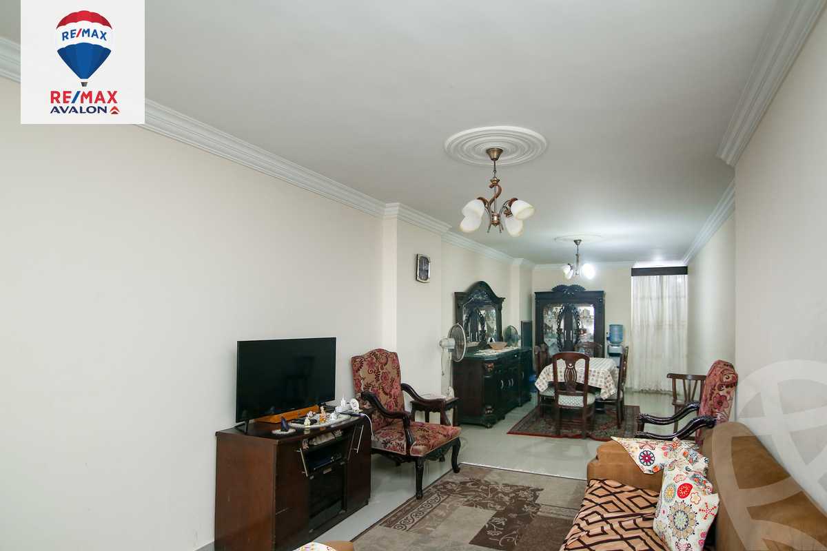 https://aqarmap.com.eg/ar/listing/4368105-for-sale-alexandria-moharram-bey-moharram-bek-st