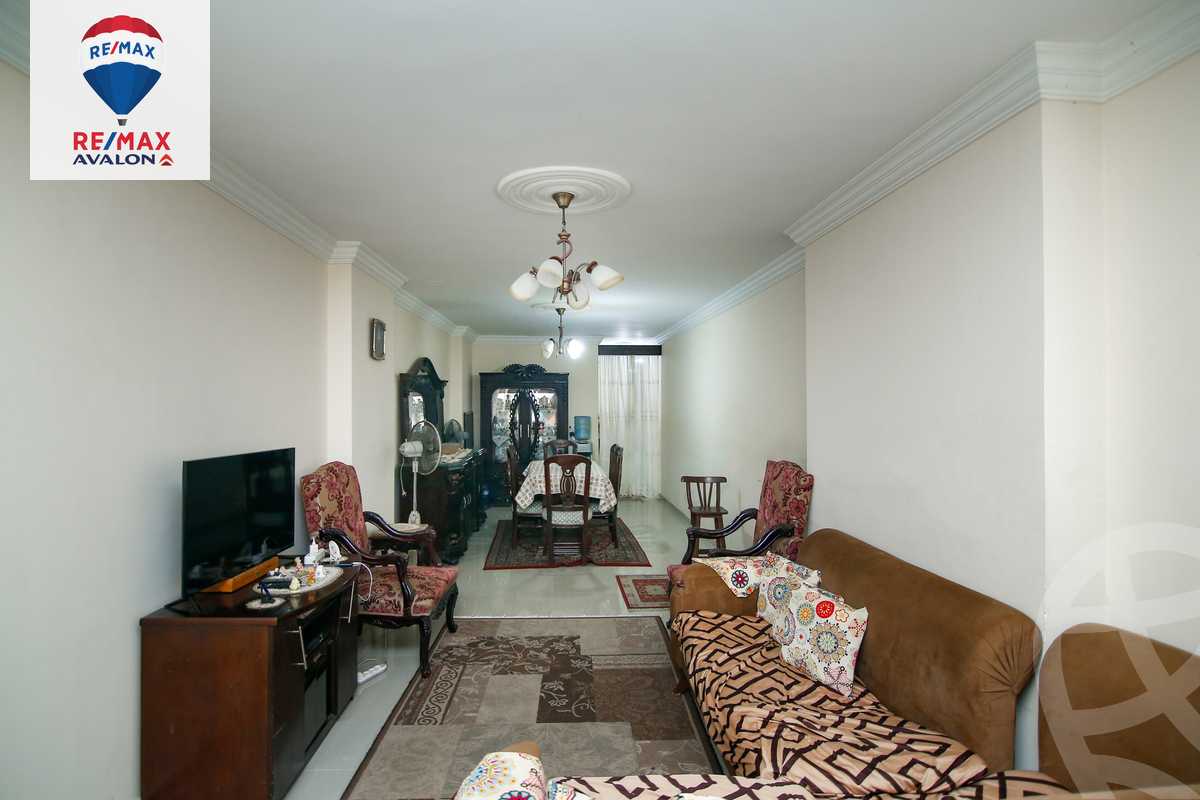 https://aqarmap.com.eg/ar/listing/4368105-for-sale-alexandria-moharram-bey-moharram-bek-st