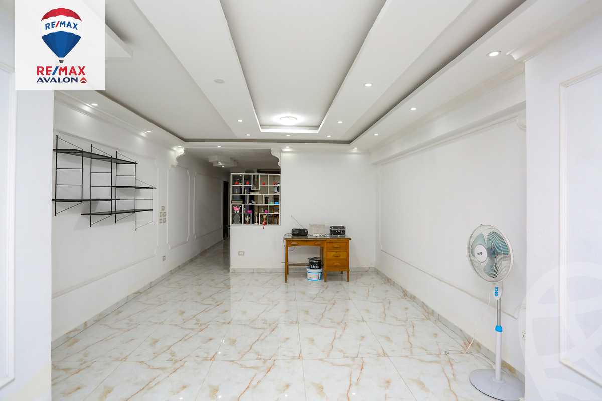 https://aqarmap.com.eg/en/listing/4375926-for-sale-alexandria-glim-isamil-al-habrok-st