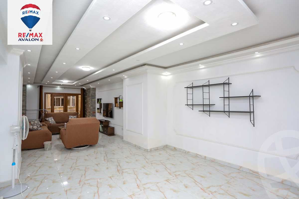 https://aqarmap.com.eg/en/listing/4375926-for-sale-alexandria-glim-isamil-al-habrok-st