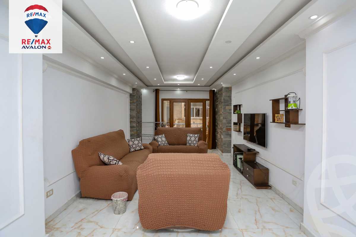 https://aqarmap.com.eg/en/listing/4375926-for-sale-alexandria-glim-isamil-al-habrok-st