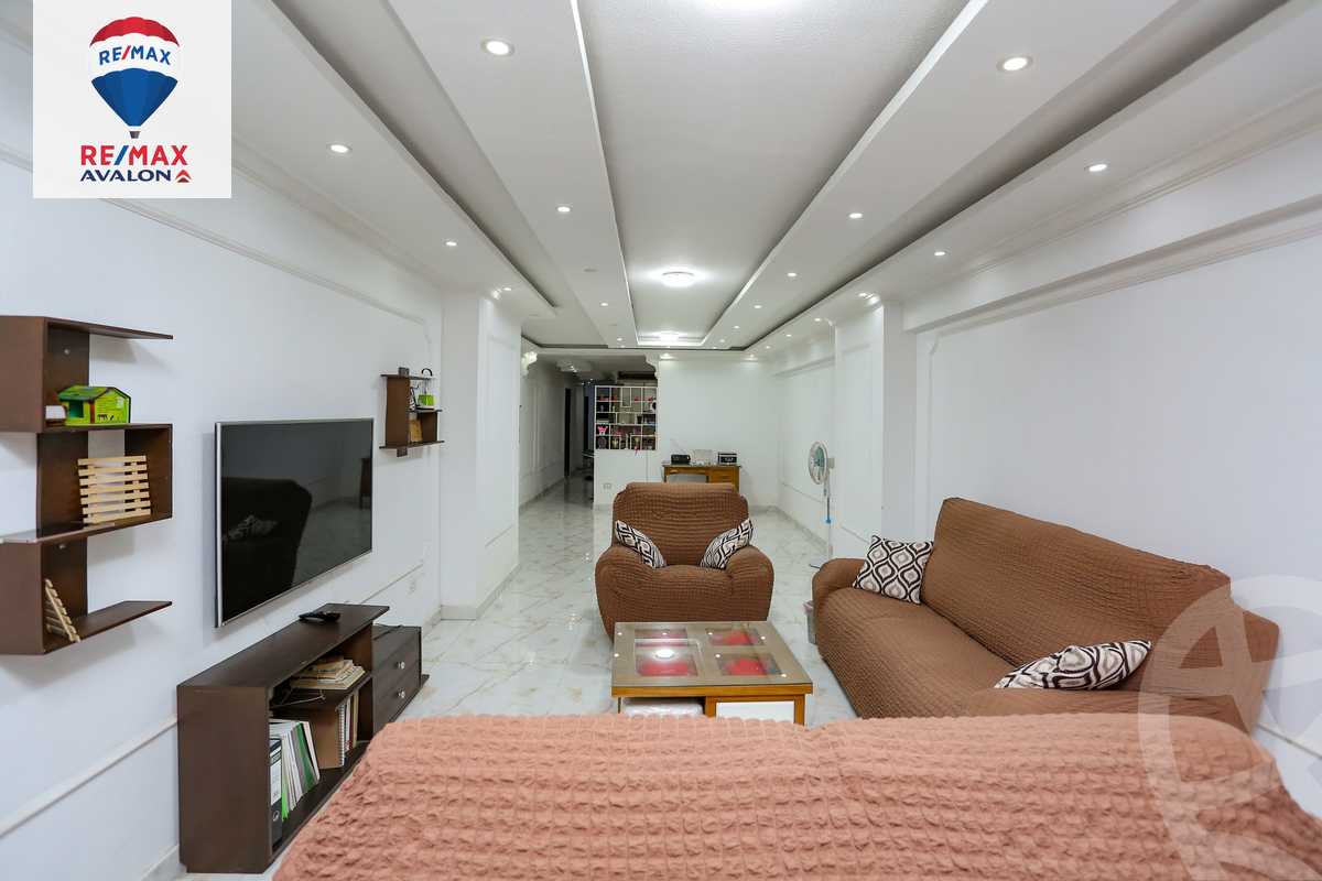 https://aqarmap.com.eg/en/listing/4375926-for-sale-alexandria-glim-isamil-al-habrok-st