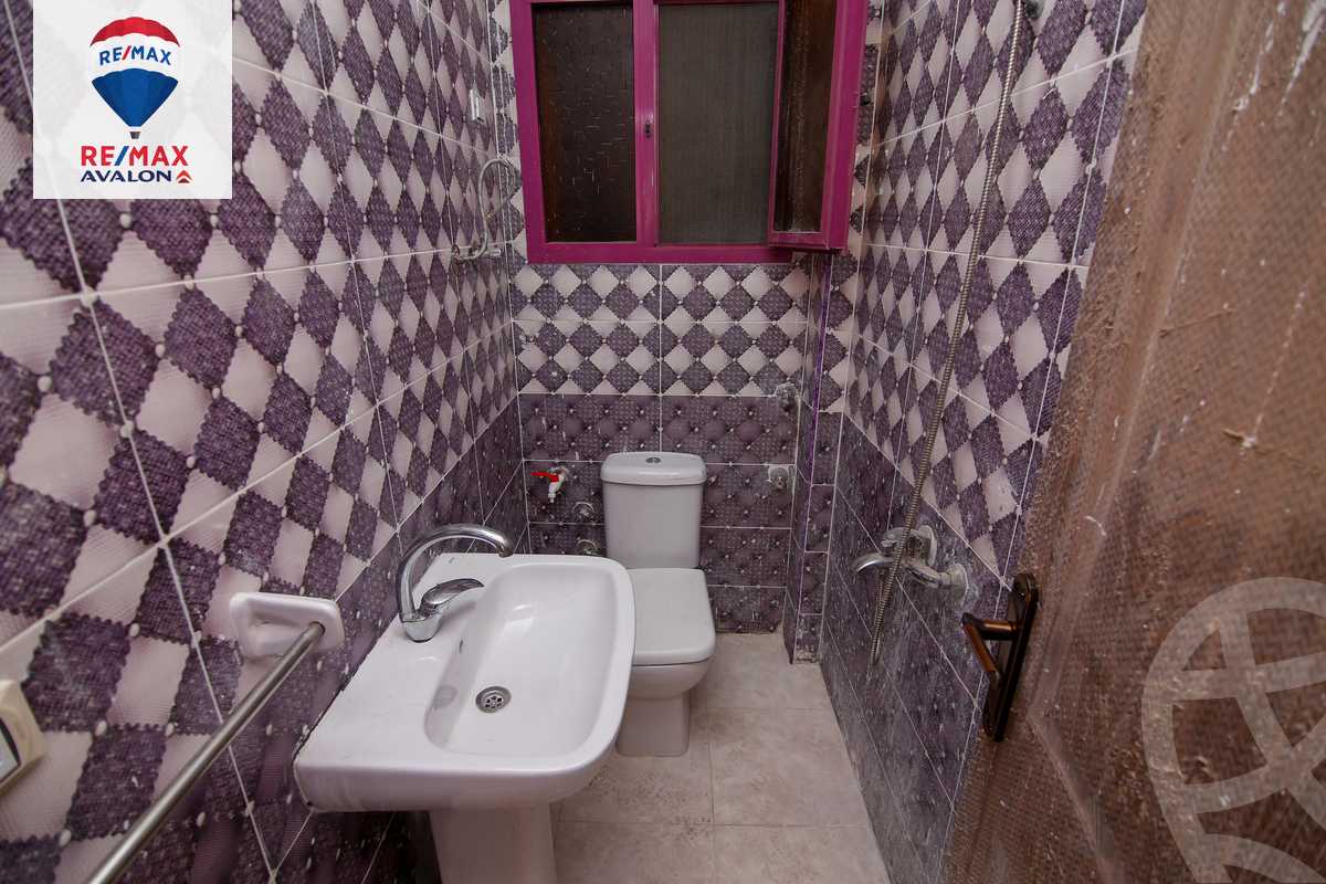 https://aqarmap.com.eg/en/listing/4376424-for-sale-alexandria-l-jmy-lbytsh-street-5-st