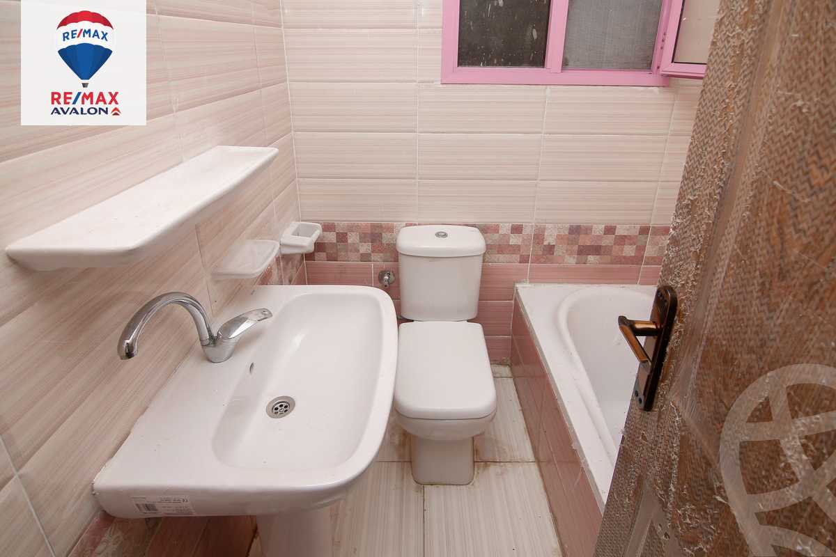 https://aqarmap.com.eg/en/listing/4376424-for-sale-alexandria-l-jmy-lbytsh-street-5-st