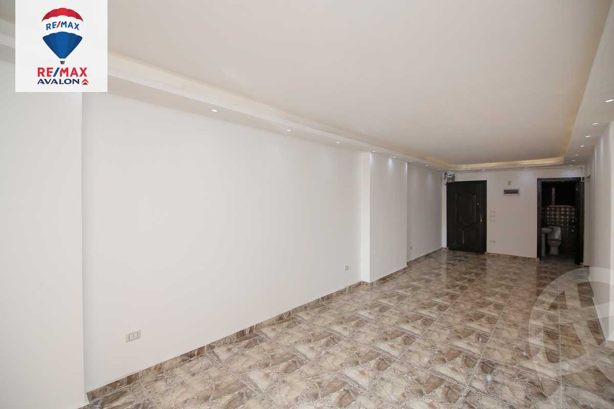 https://aqarmap.com.eg/en/listing/4376424-for-sale-alexandria-l-jmy-lbytsh-street-5-st