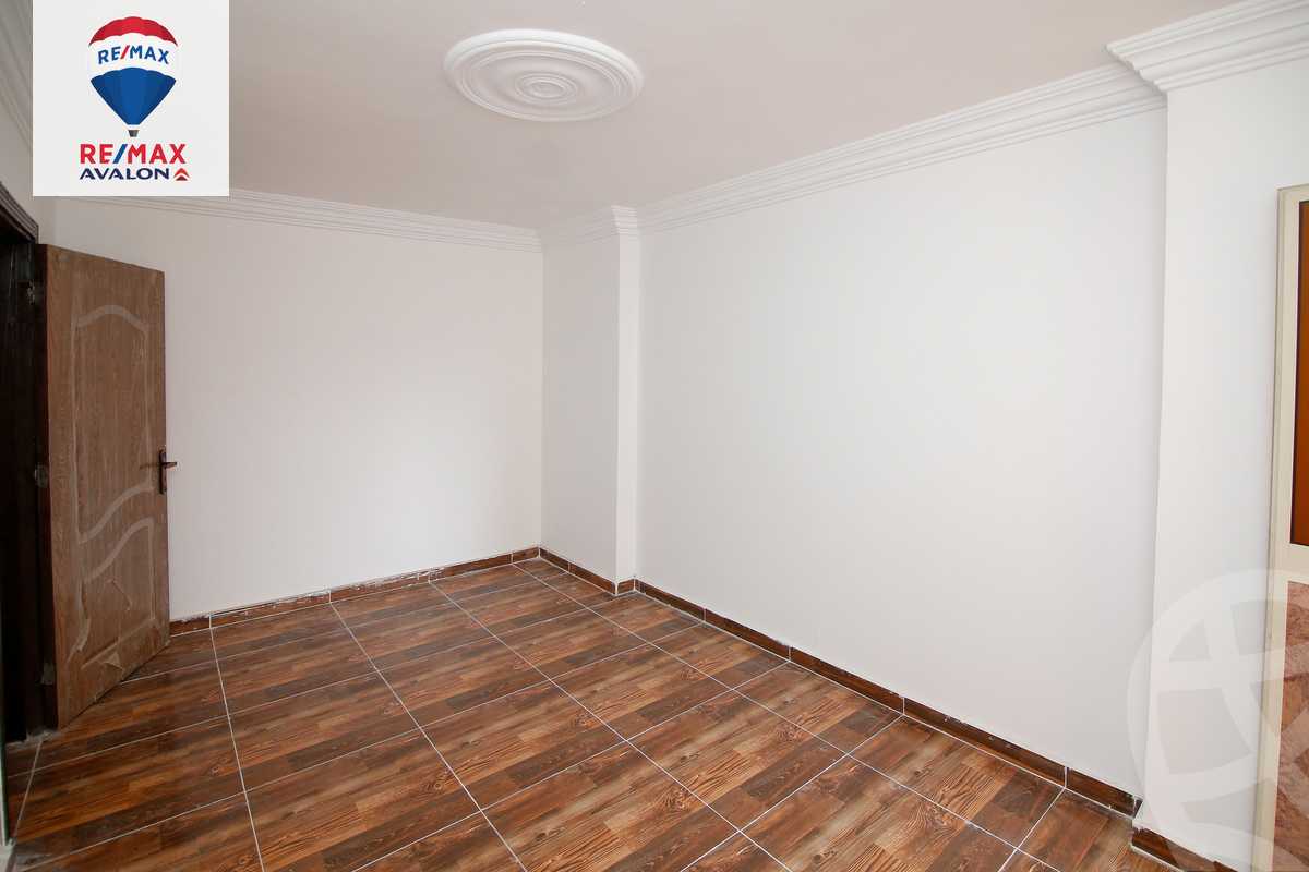https://aqarmap.com.eg/en/listing/4376424-for-sale-alexandria-l-jmy-lbytsh-street-5-st
