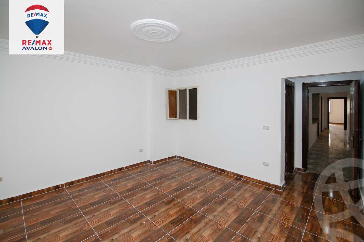 https://aqarmap.com.eg/en/listing/4376424-for-sale-alexandria-l-jmy-lbytsh-street-5-st