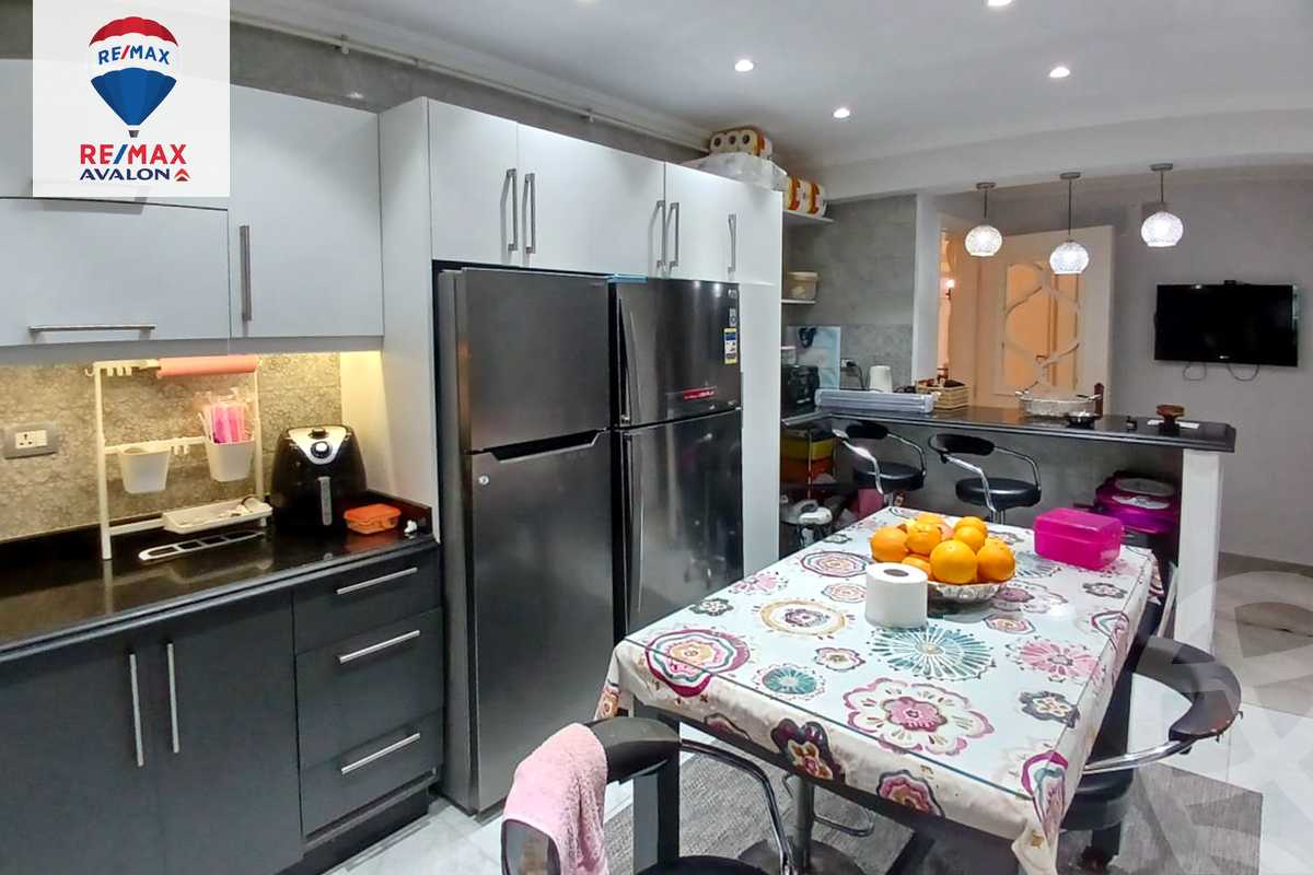 https://aqarmap.com.eg/en/listing/4452284-for-sale-alexandria-l-zryt