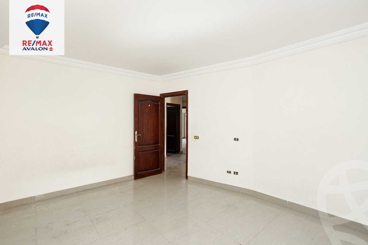 https://aqarmap.com.eg/ar/listing/4491181-for-rent-alexandria-smouha-victor-amanoiel-square