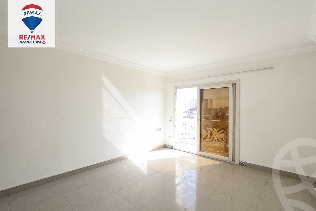https://aqarmap.com.eg/ar/listing/4491181-for-rent-alexandria-smouha-victor-amanoiel-square