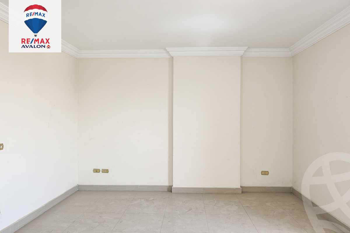 https://aqarmap.com.eg/ar/listing/4491181-for-rent-alexandria-smouha-victor-amanoiel-square