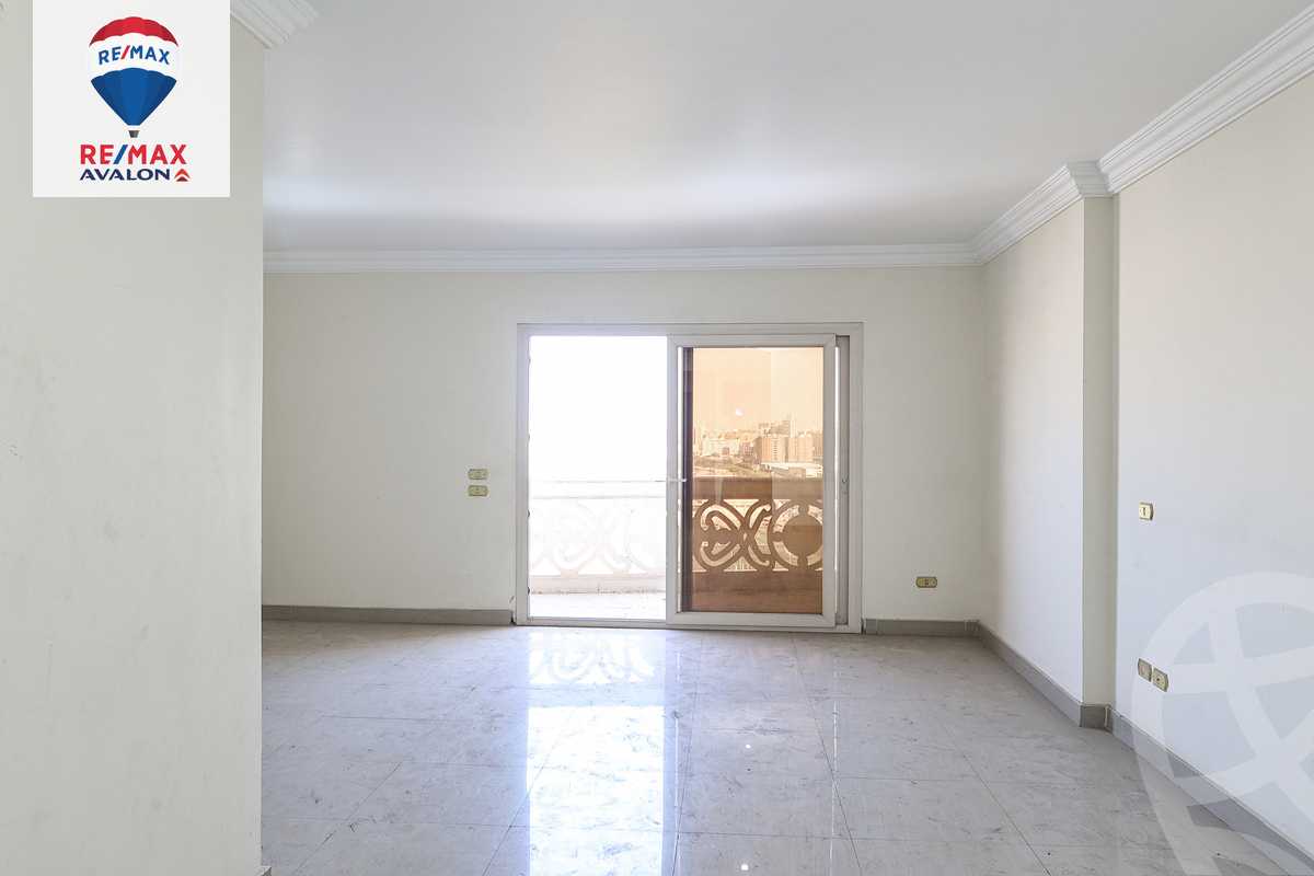 https://aqarmap.com.eg/ar/listing/4491181-for-rent-alexandria-smouha-victor-amanoiel-square