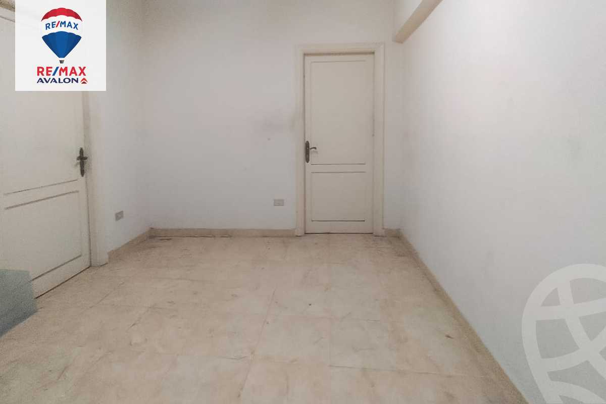 https://aqarmap.com.eg/ar/listing/4787989-for-rent-alexandria-mostafa-kamel-area