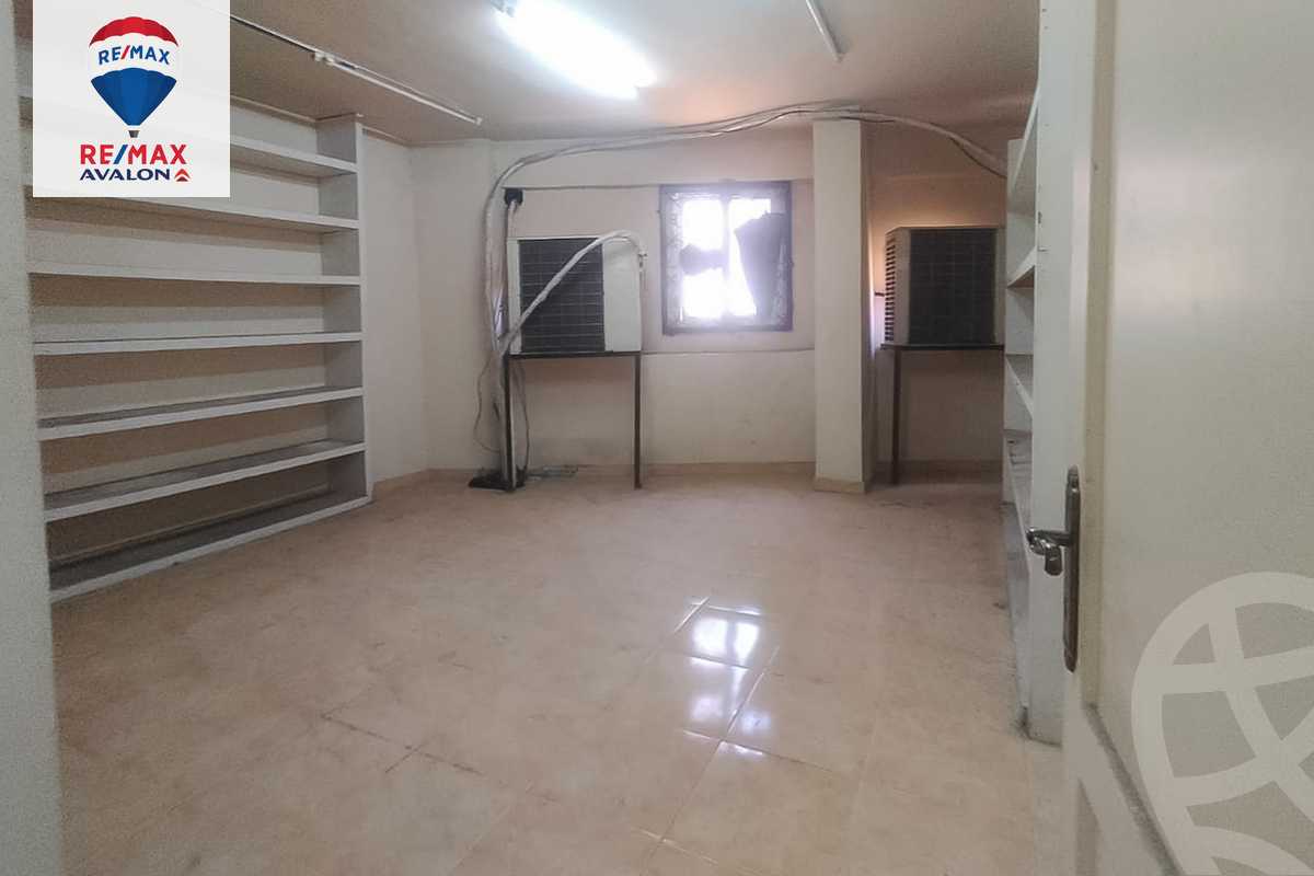 https://aqarmap.com.eg/ar/listing/4787989-for-rent-alexandria-mostafa-kamel-area