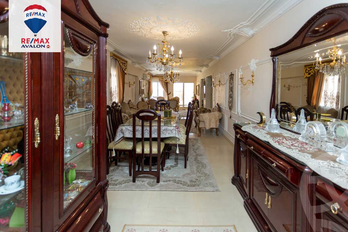 https://aqarmap.com.eg/ar/listing/4817457-for-sale-alexandria-smouha-victor-amanoiel-square